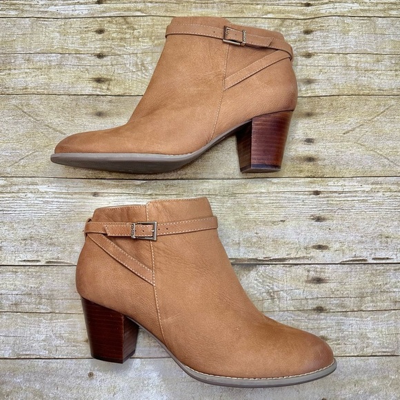 Vionic Upton Ankle Bootie Tan Leather - Picture 2 of 7